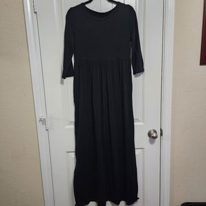 Long black dress